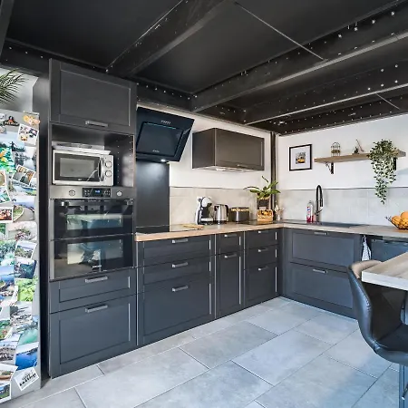 Loft Avec Jardin Et Parking Prive Lägenhet