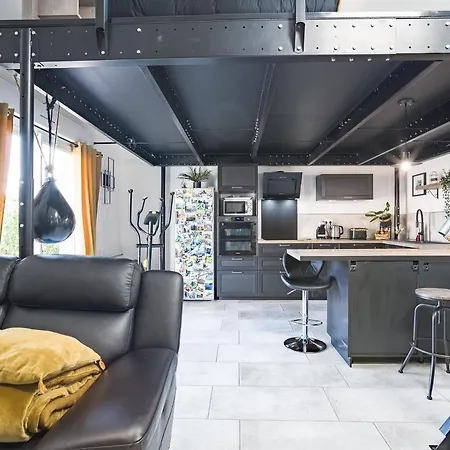 Loft Avec Jardin Et Parking Privé Lägenhet